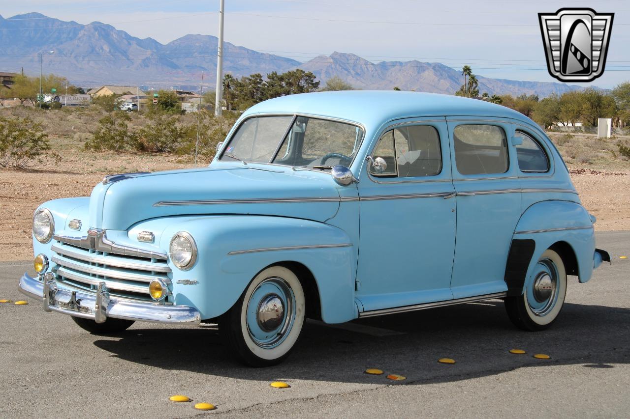 1947 Ford Super Deluxe