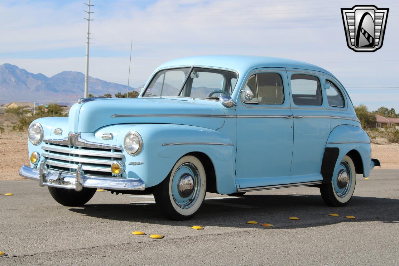 1947 Ford Super Deluxe