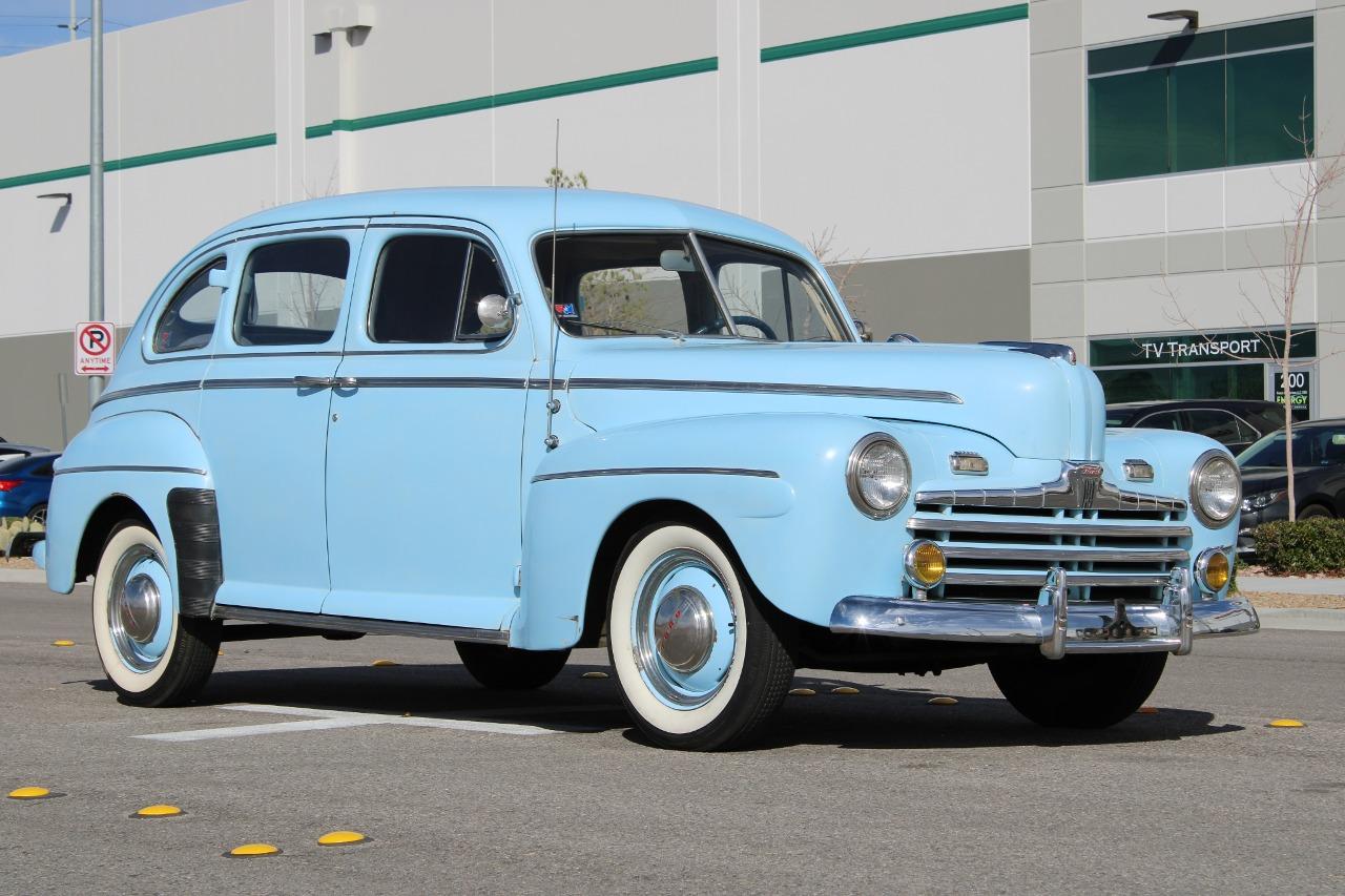 1947 Ford Super Deluxe