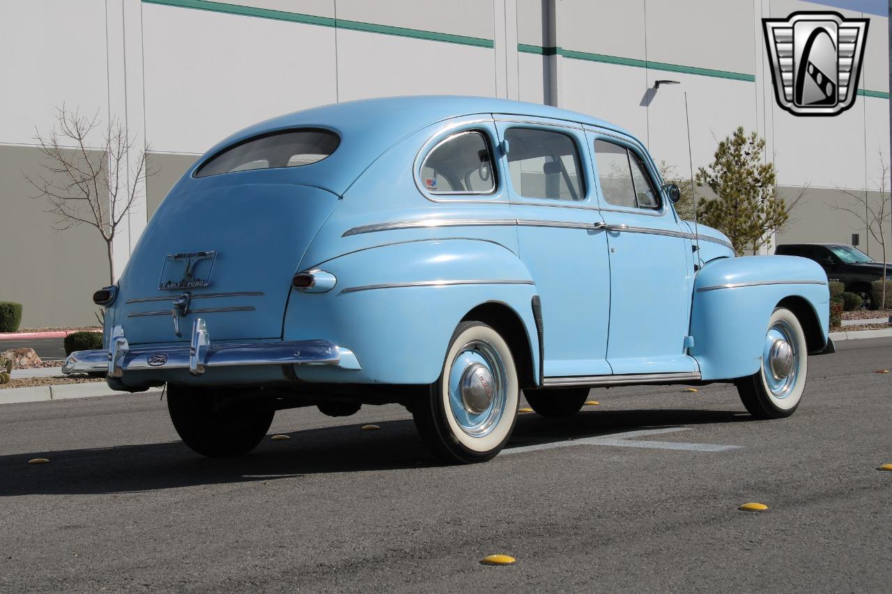 1947 Ford Super Deluxe