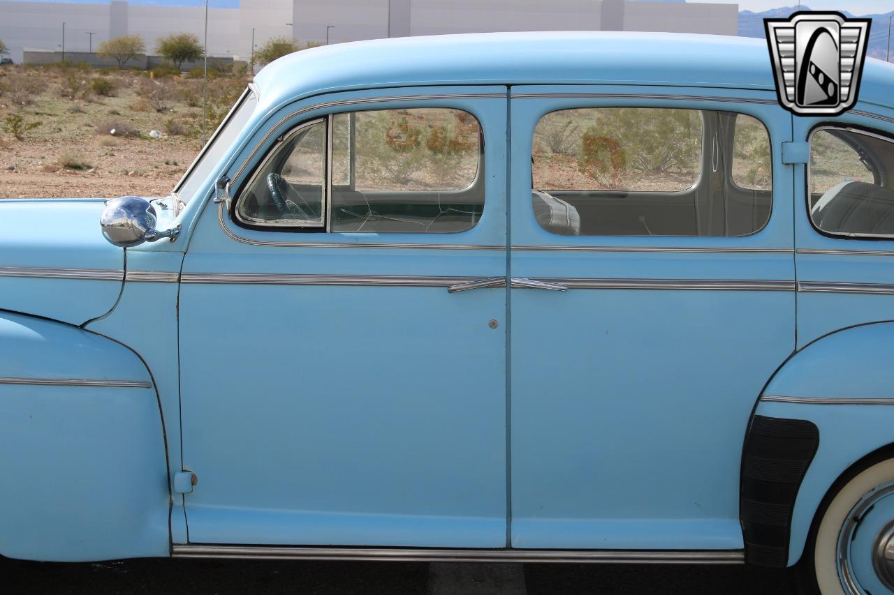 1947 Ford Super Deluxe