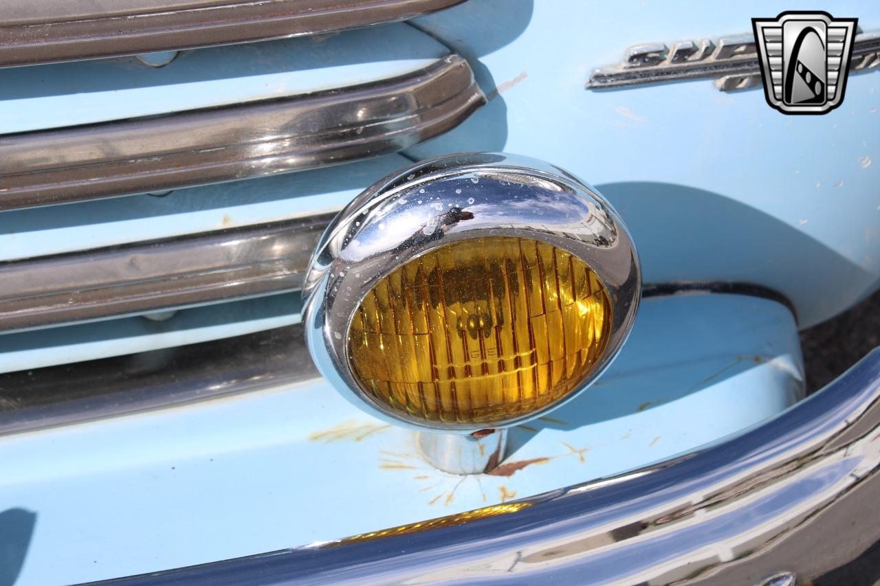 1947 Ford Super Deluxe