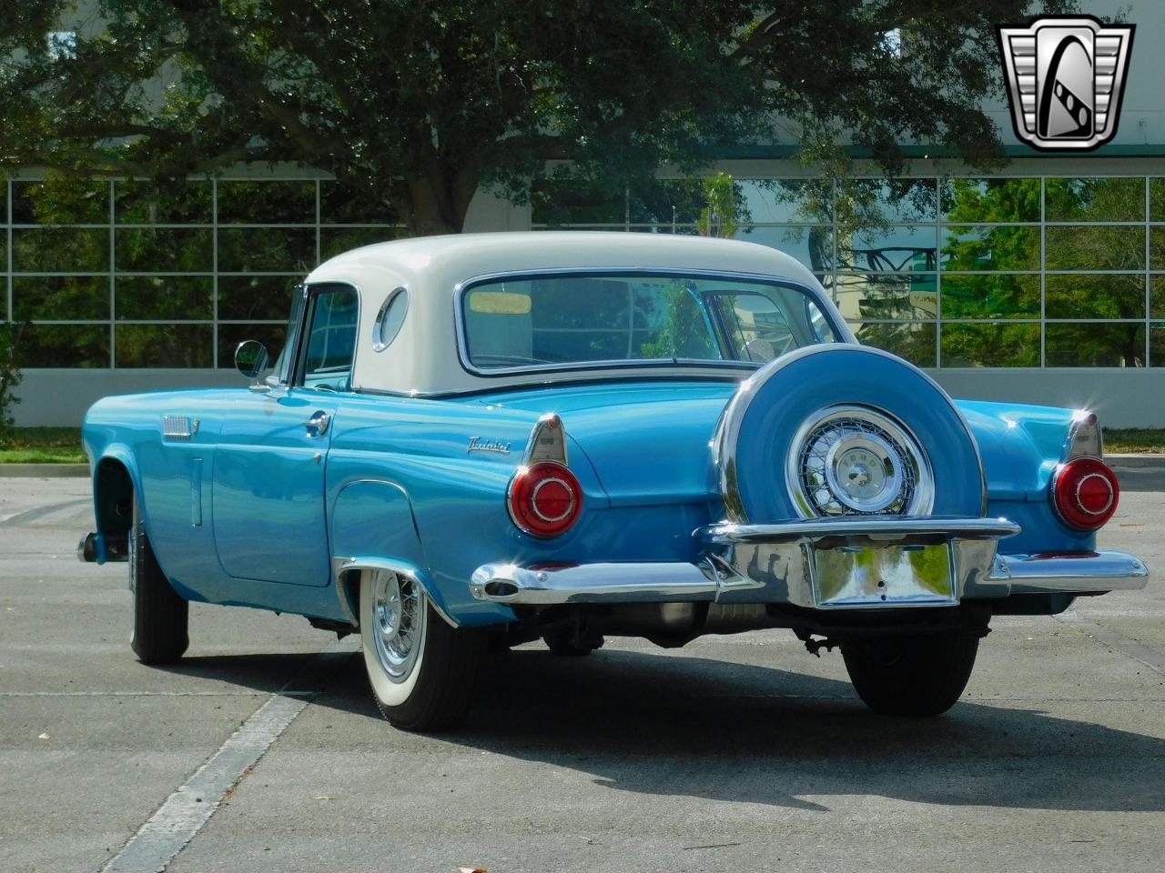 1956 Ford Thunderbird