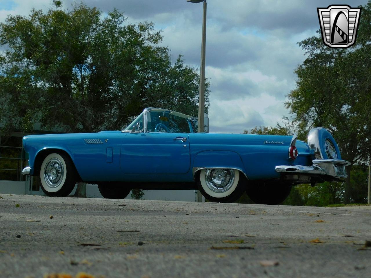 1956 Ford Thunderbird