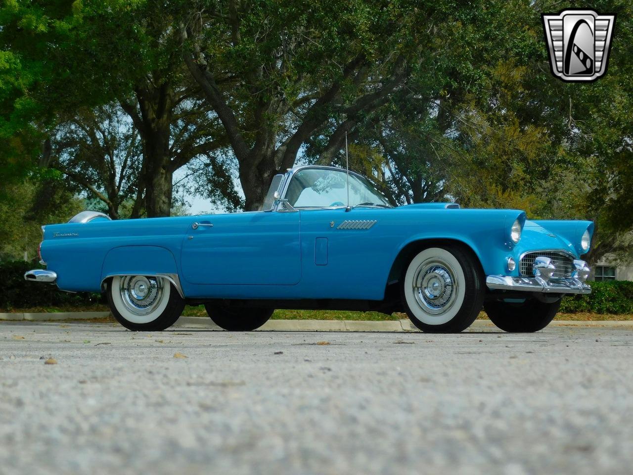 1956 Ford Thunderbird