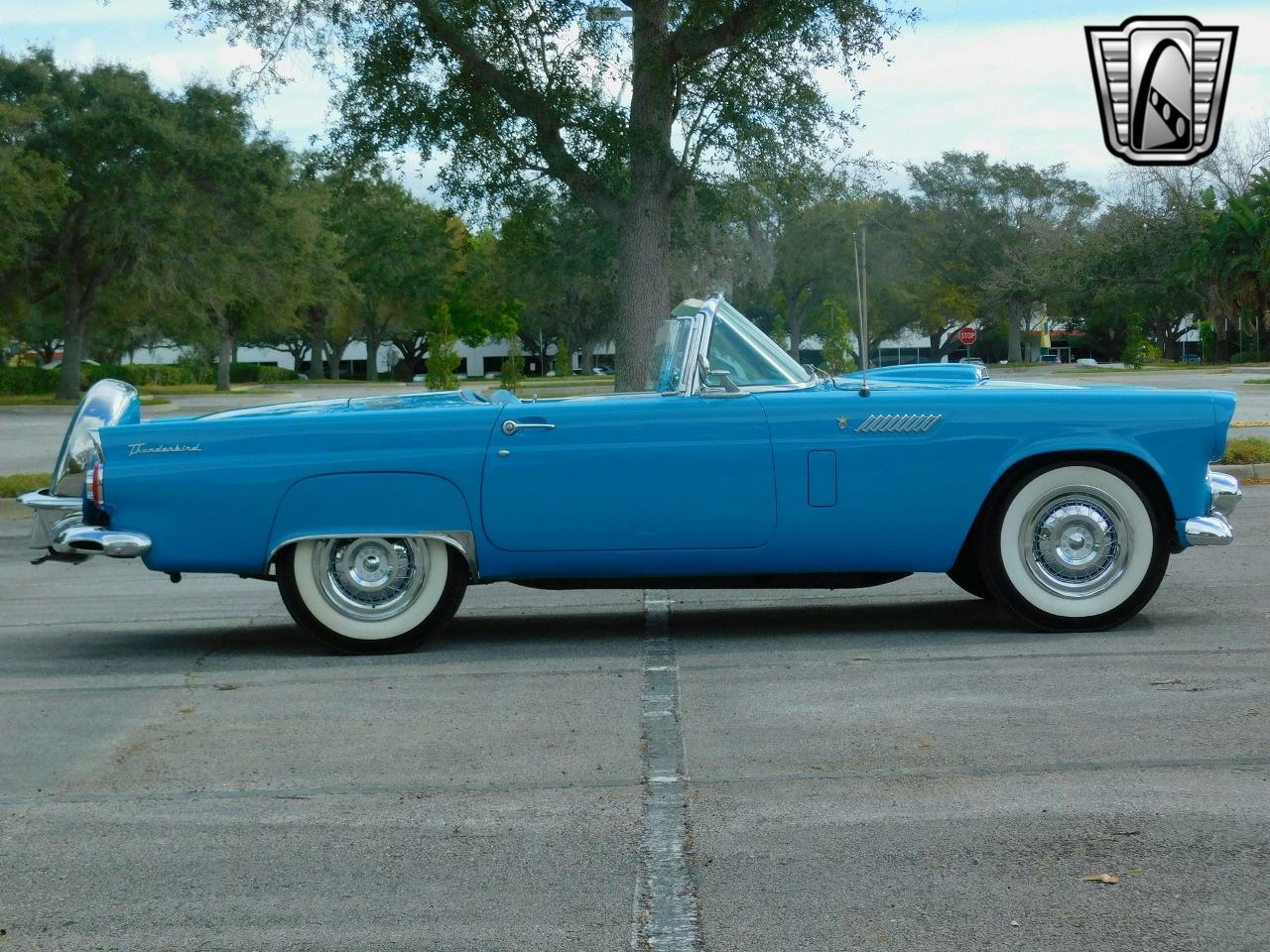 1956 Ford Thunderbird