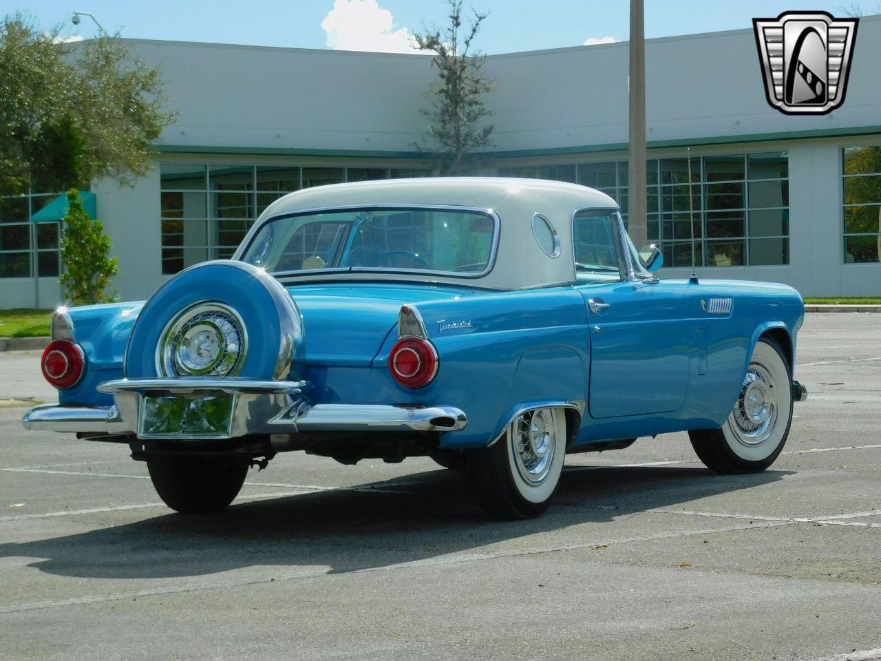 1956 Ford Thunderbird