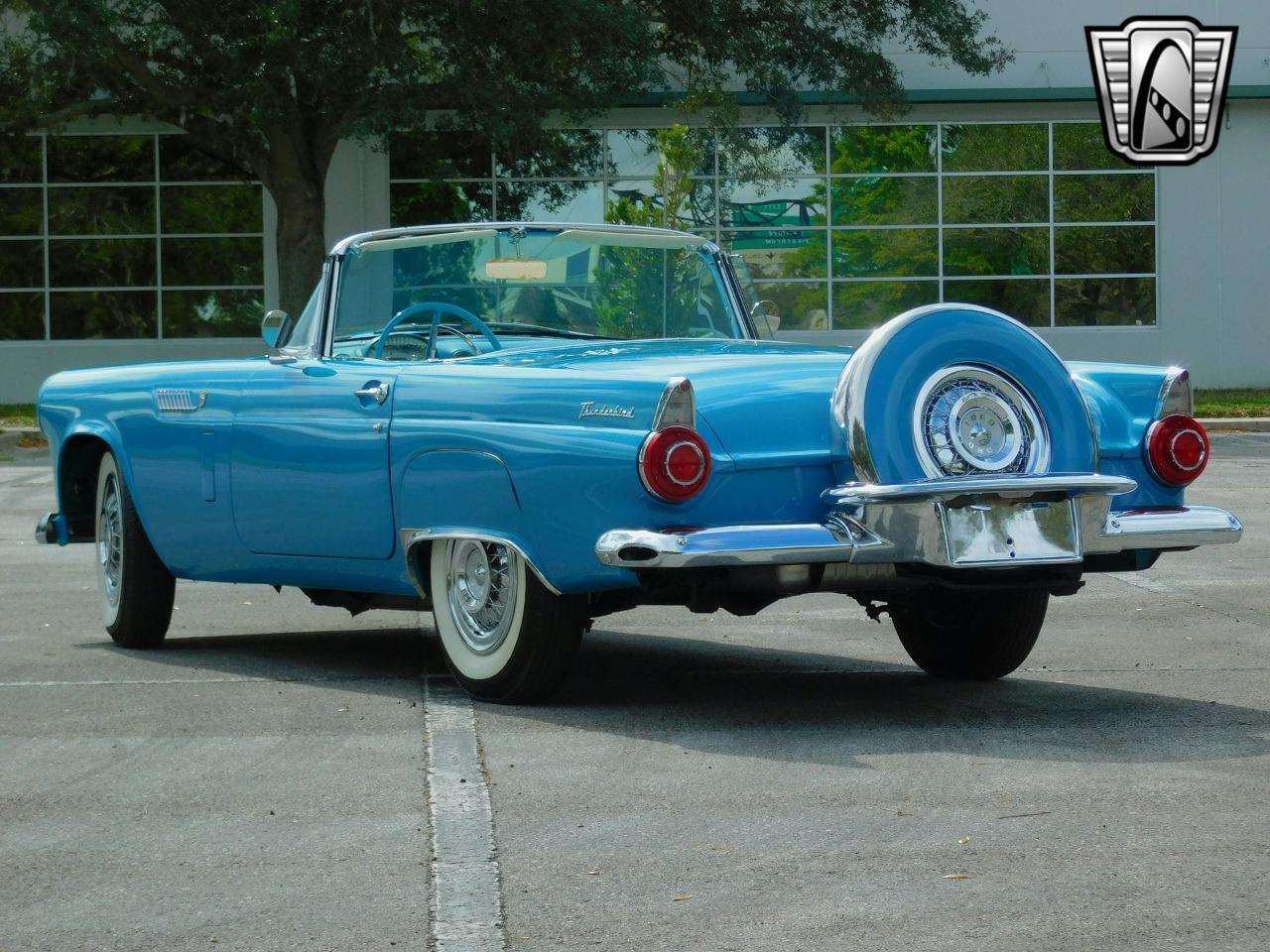 1956 Ford Thunderbird