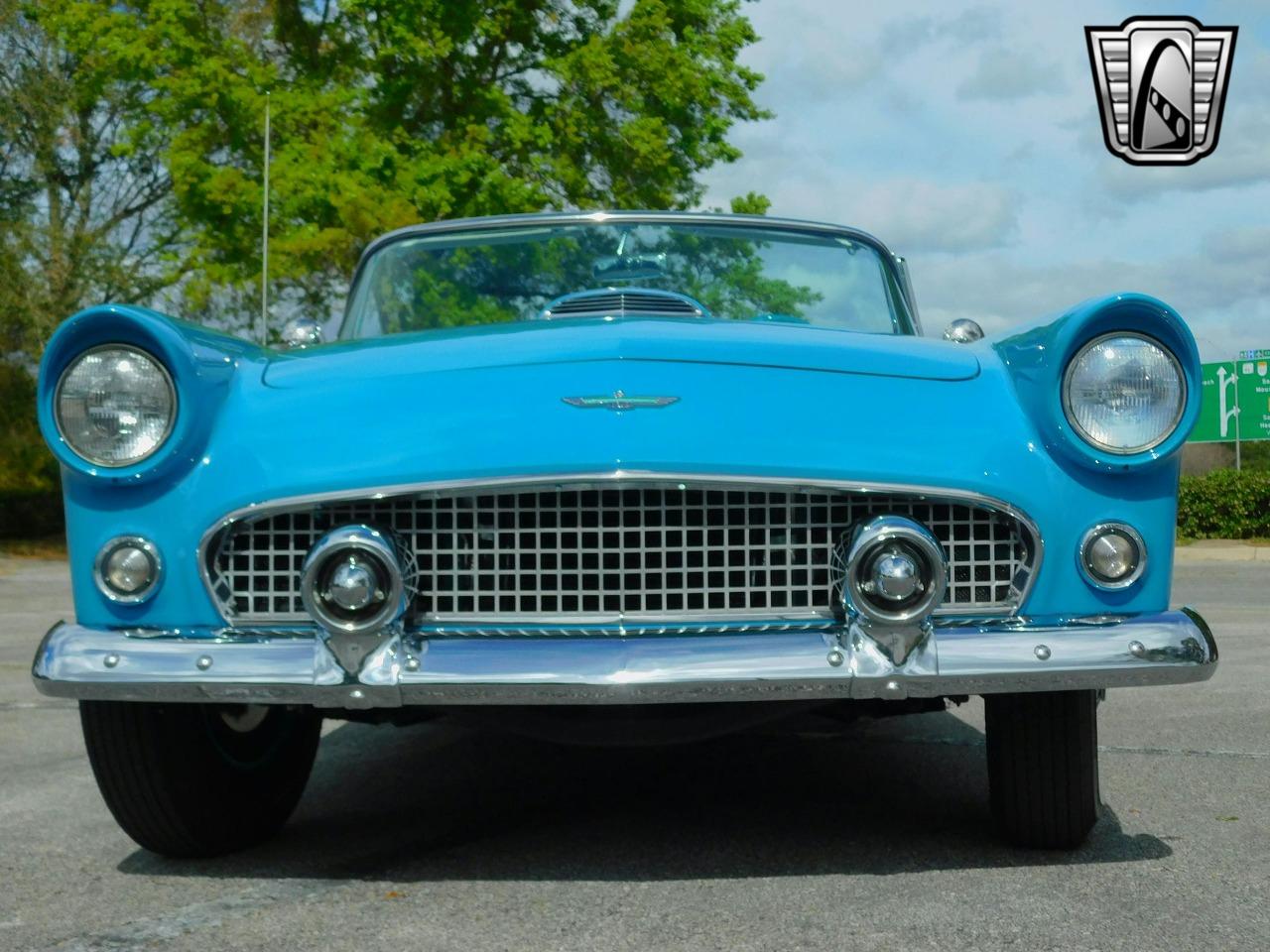 1956 Ford Thunderbird