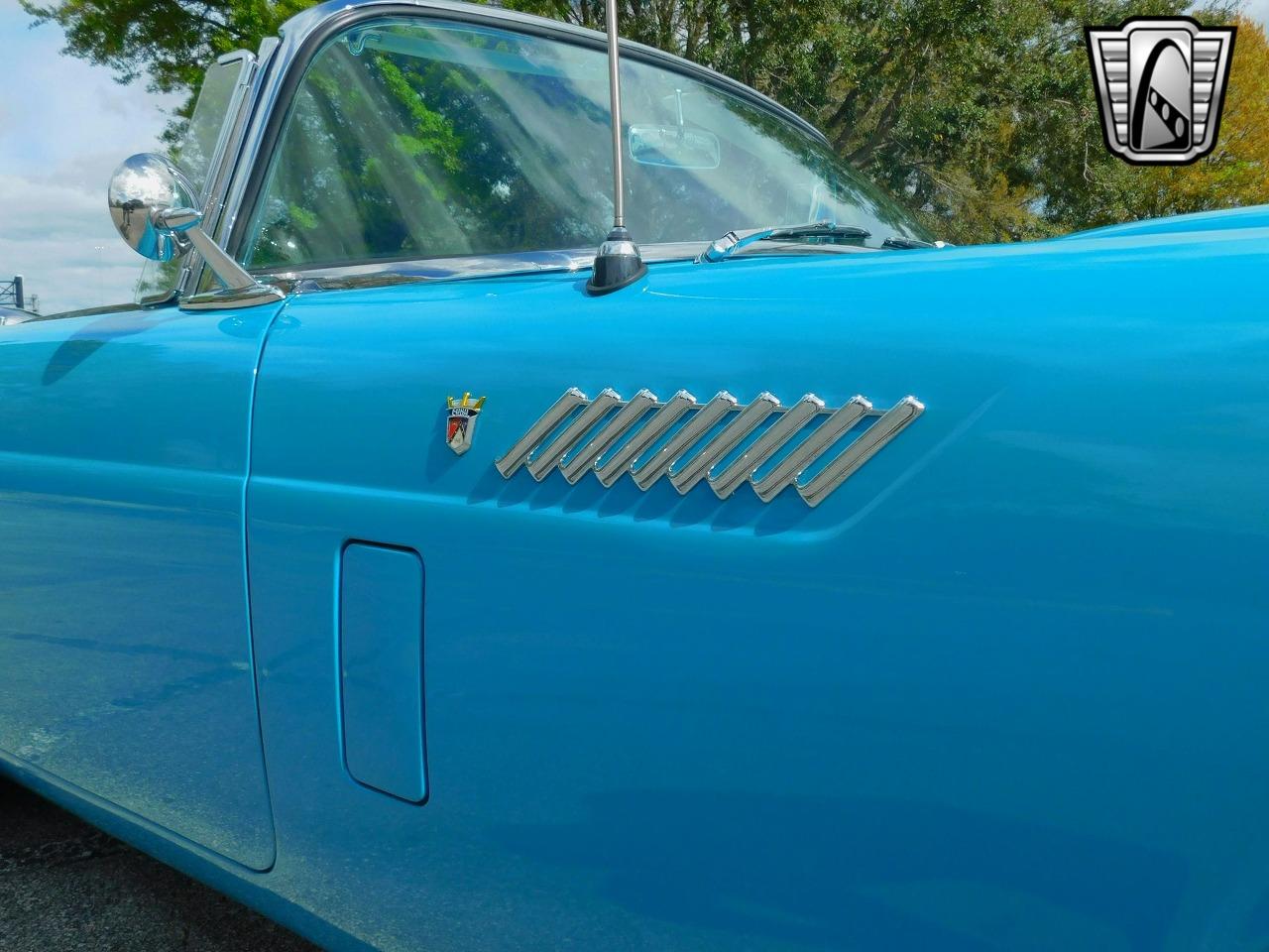 1956 Ford Thunderbird