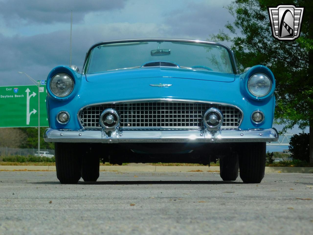 1956 Ford Thunderbird