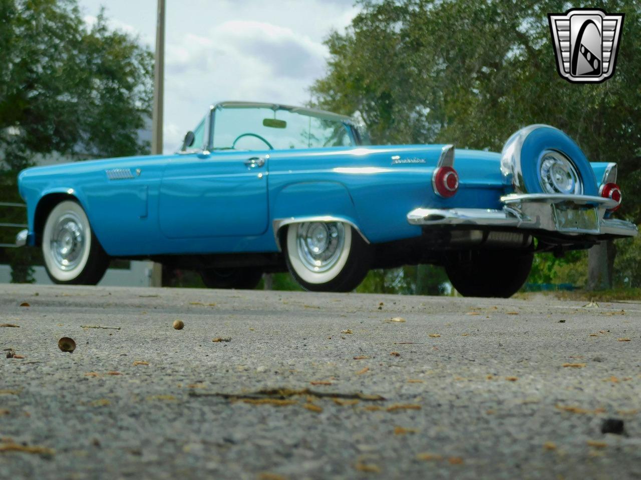 1956 Ford Thunderbird