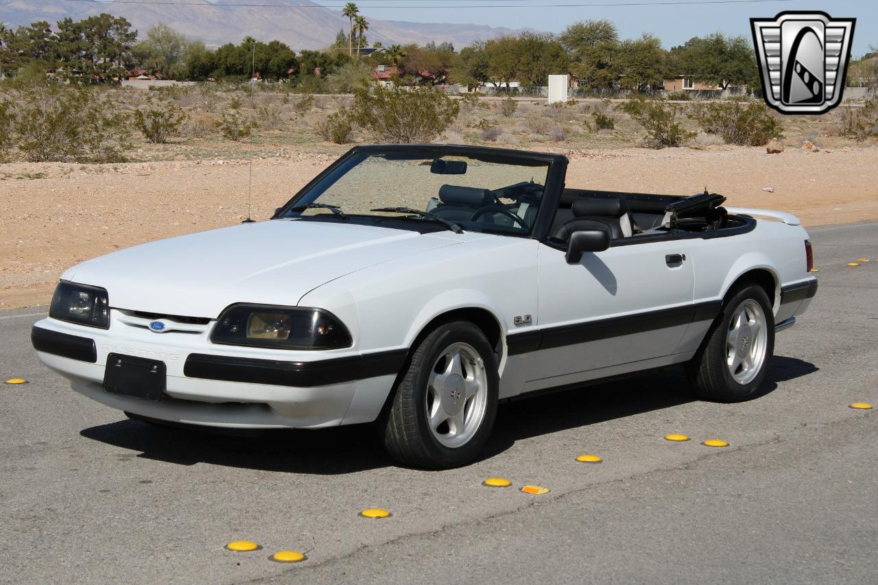 1991 Ford Mustang