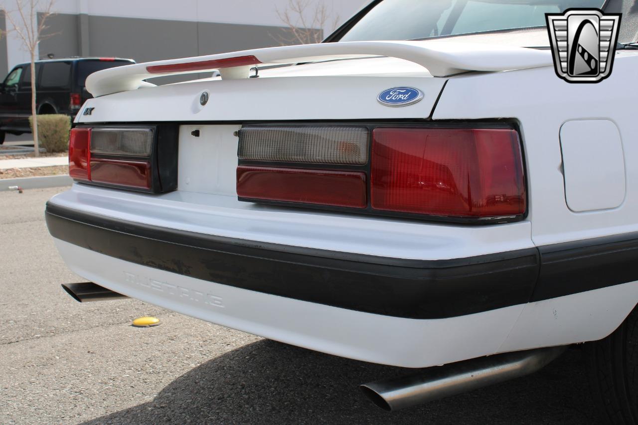 1991 Ford Mustang