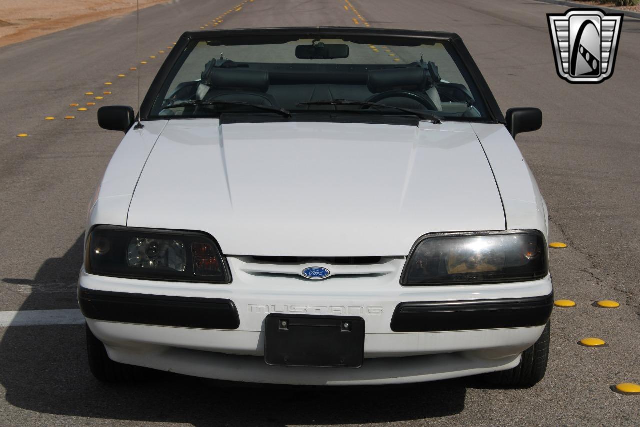 1991 Ford Mustang