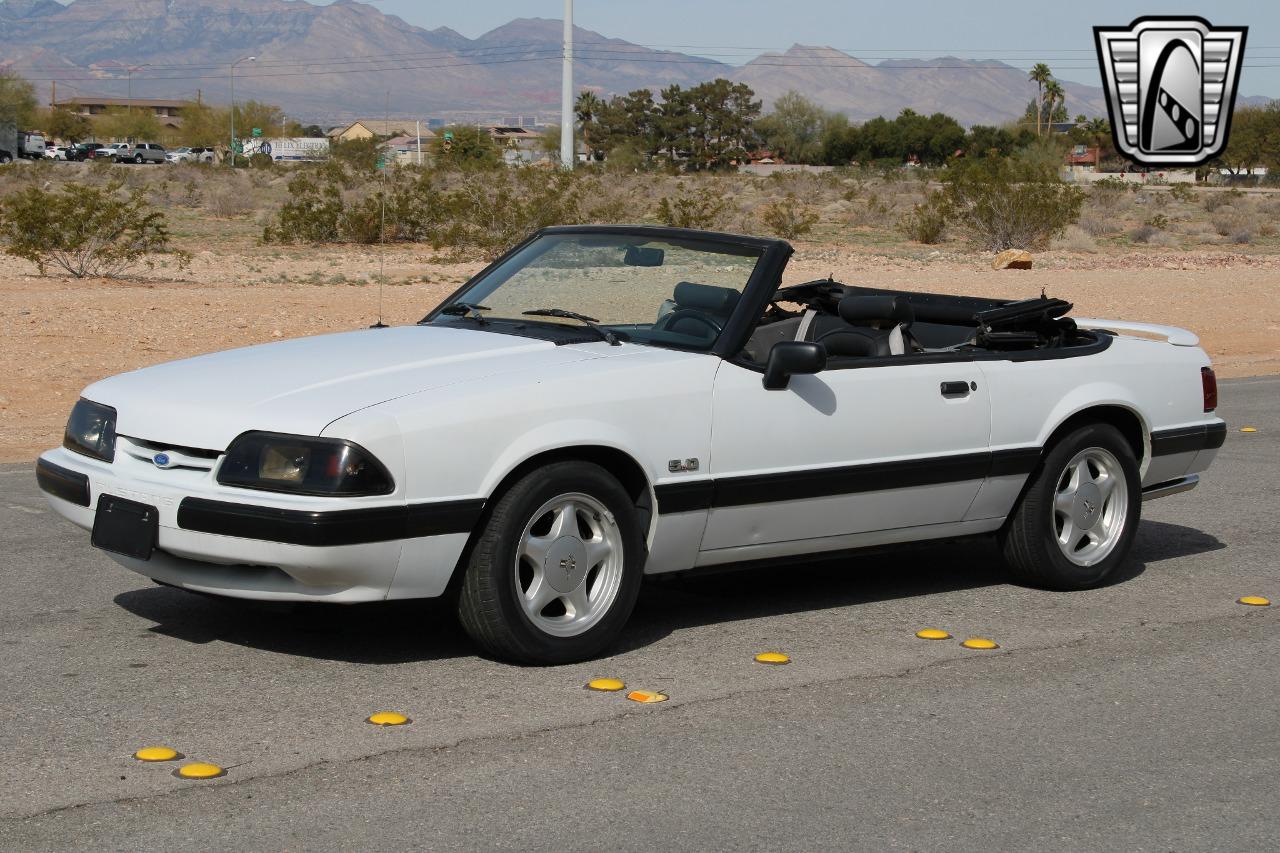 1991 Ford Mustang