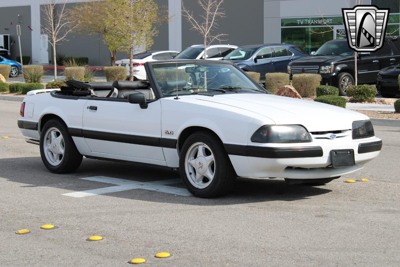 1991 Ford Mustang