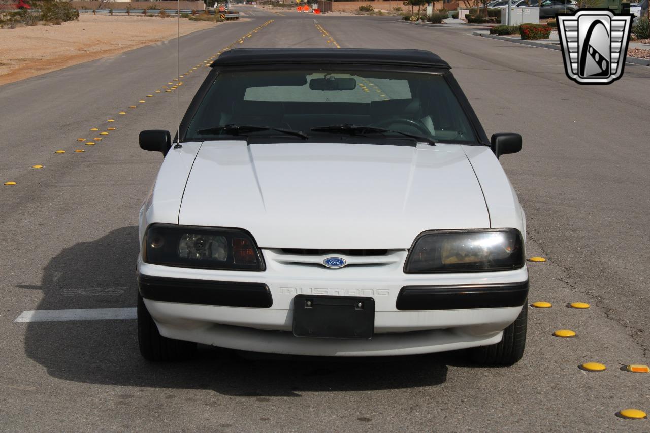 1991 Ford Mustang