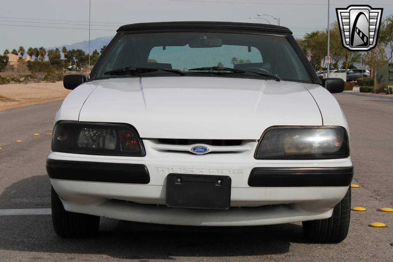 1991 Ford Mustang