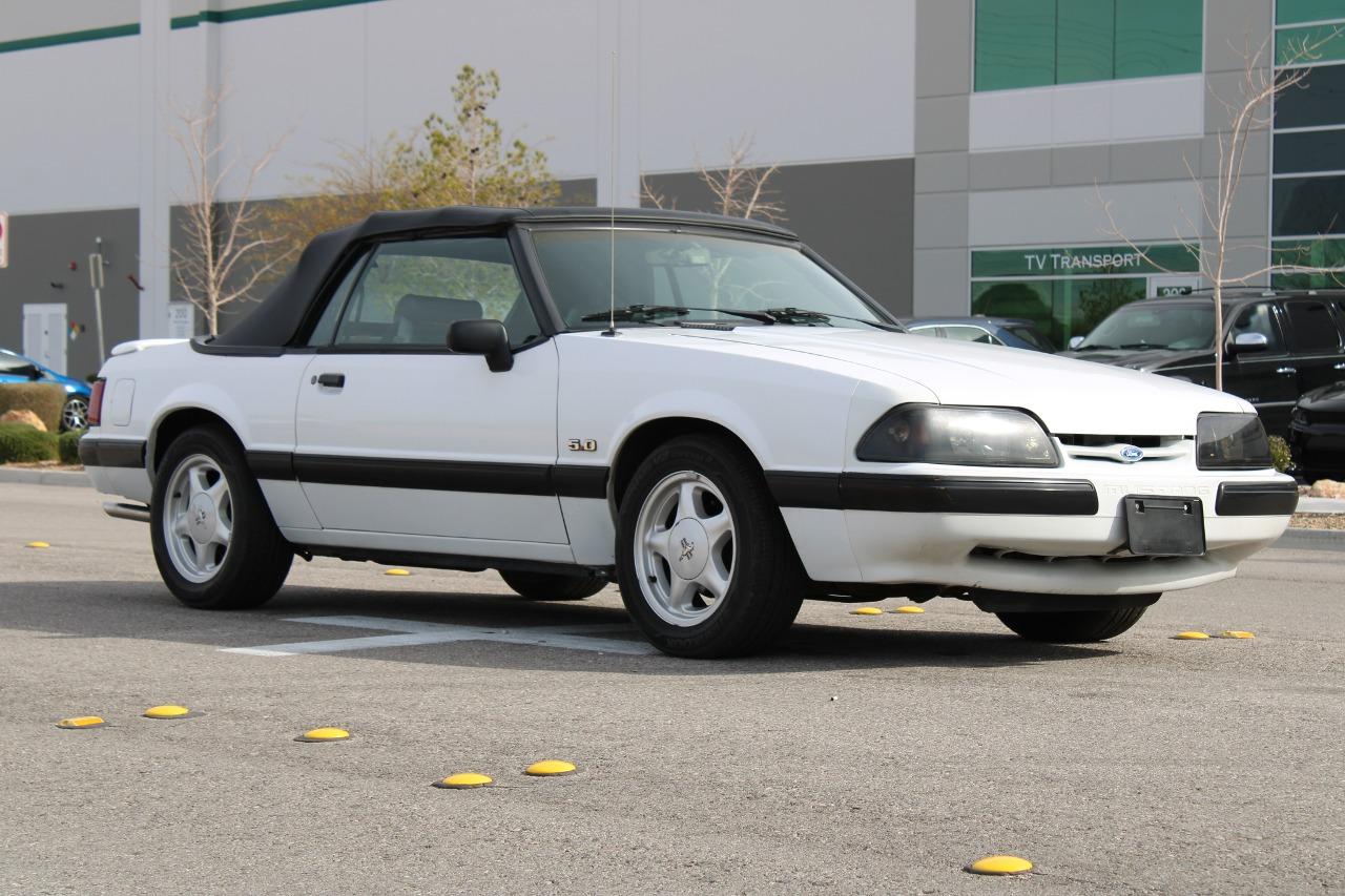 1991 Ford Mustang