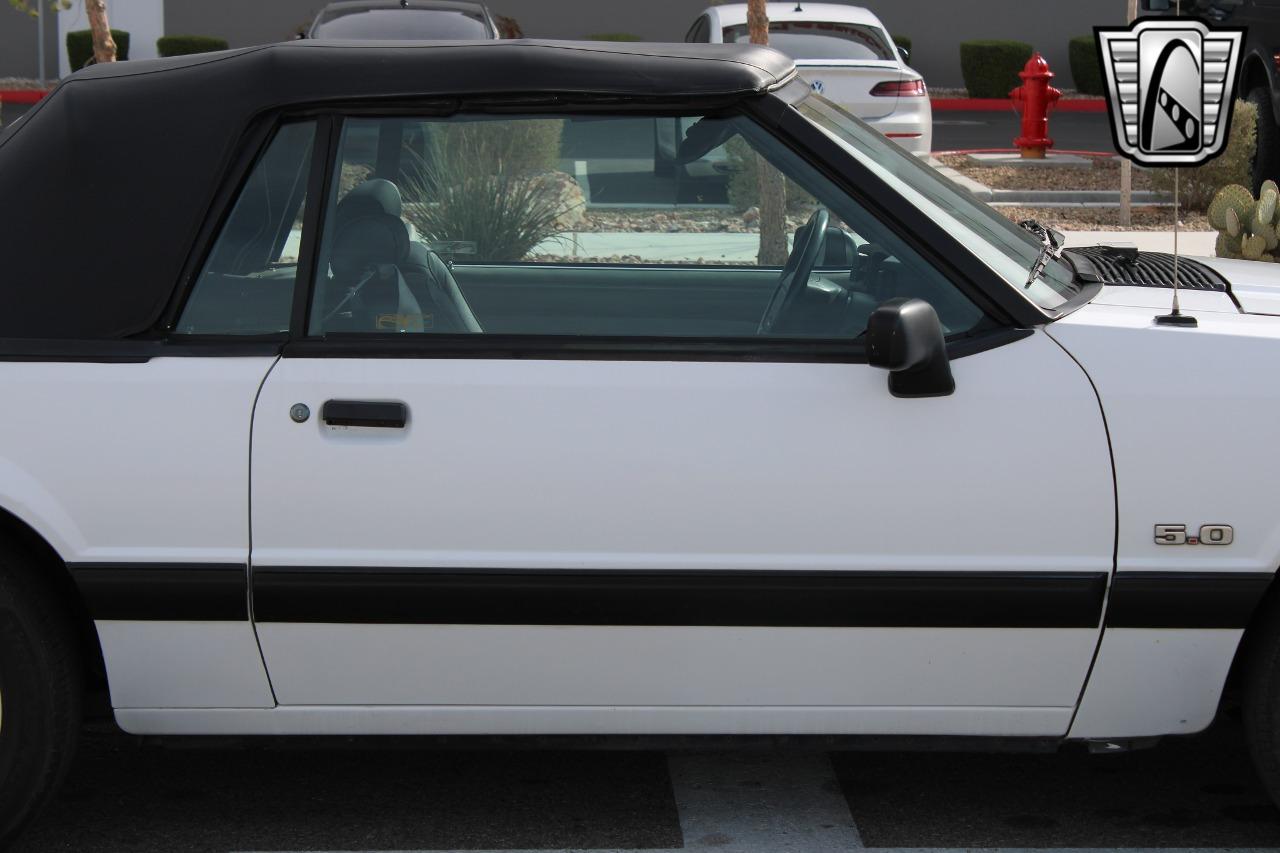 1991 Ford Mustang