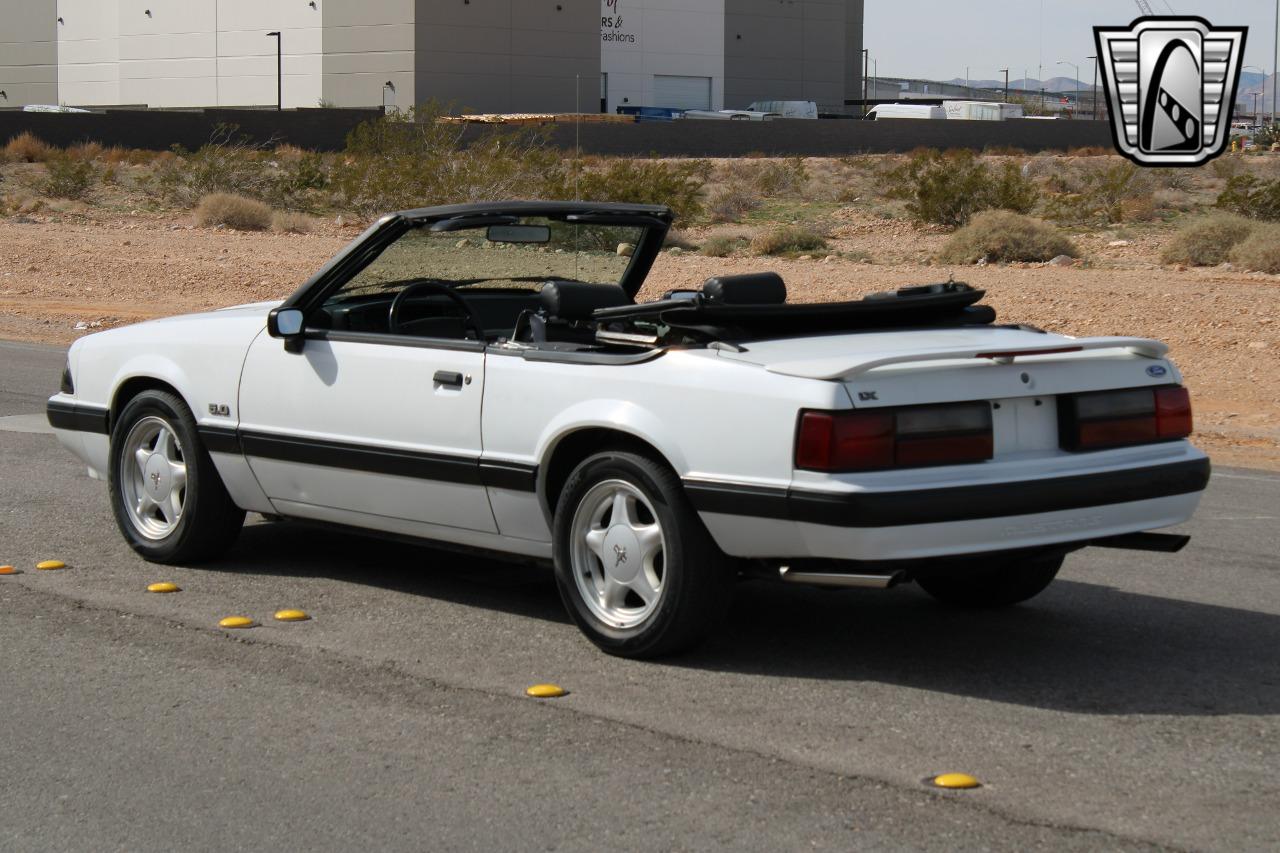 1991 Ford Mustang