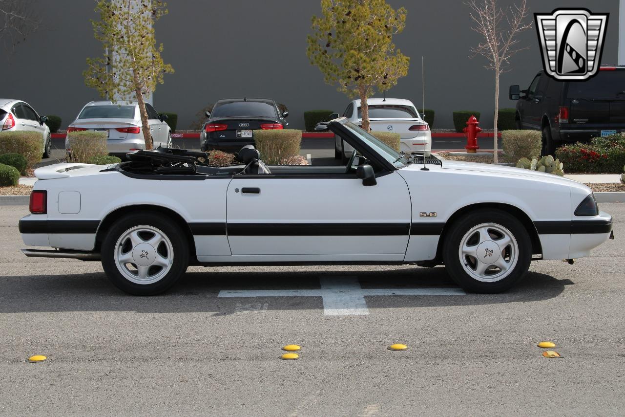 1991 Ford Mustang