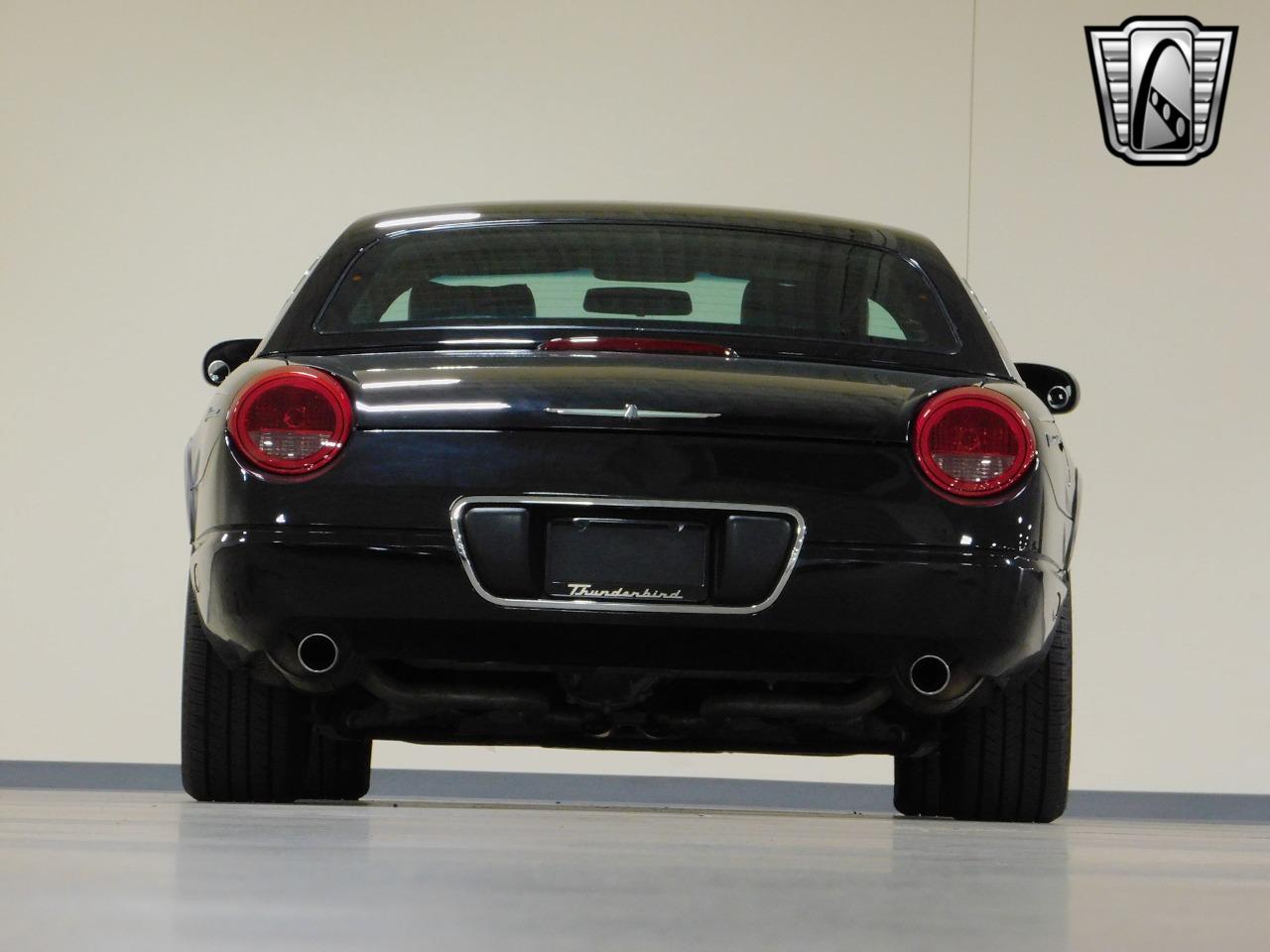 2005 Ford Thunderbird