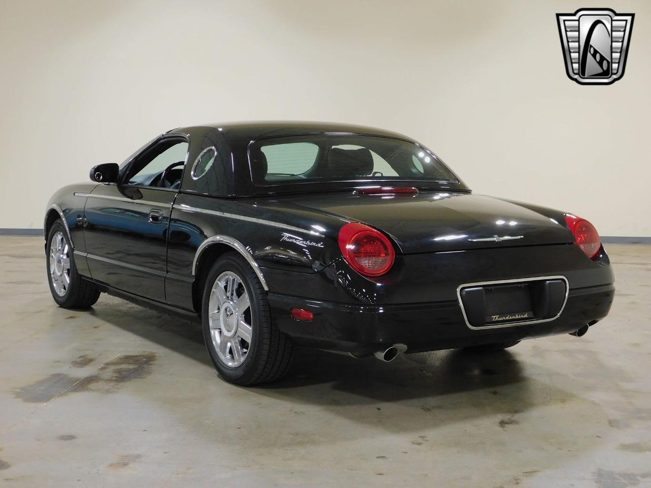 2005 Ford Thunderbird