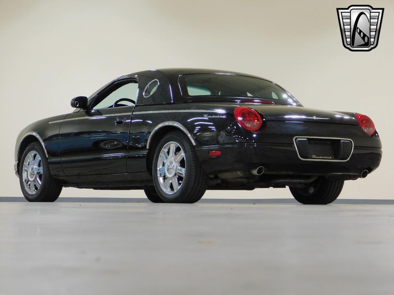 2005 Ford Thunderbird