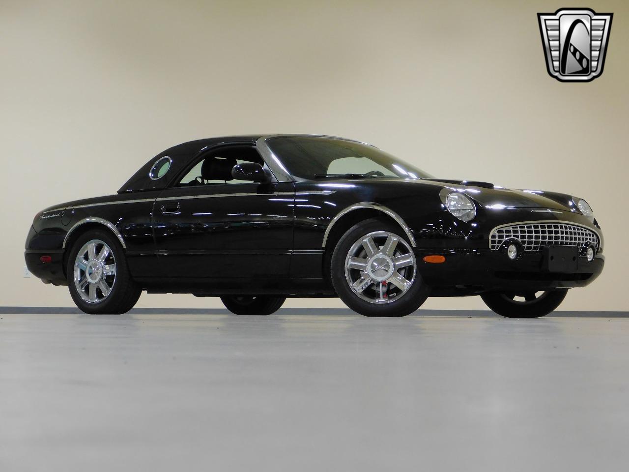 2005 Ford Thunderbird