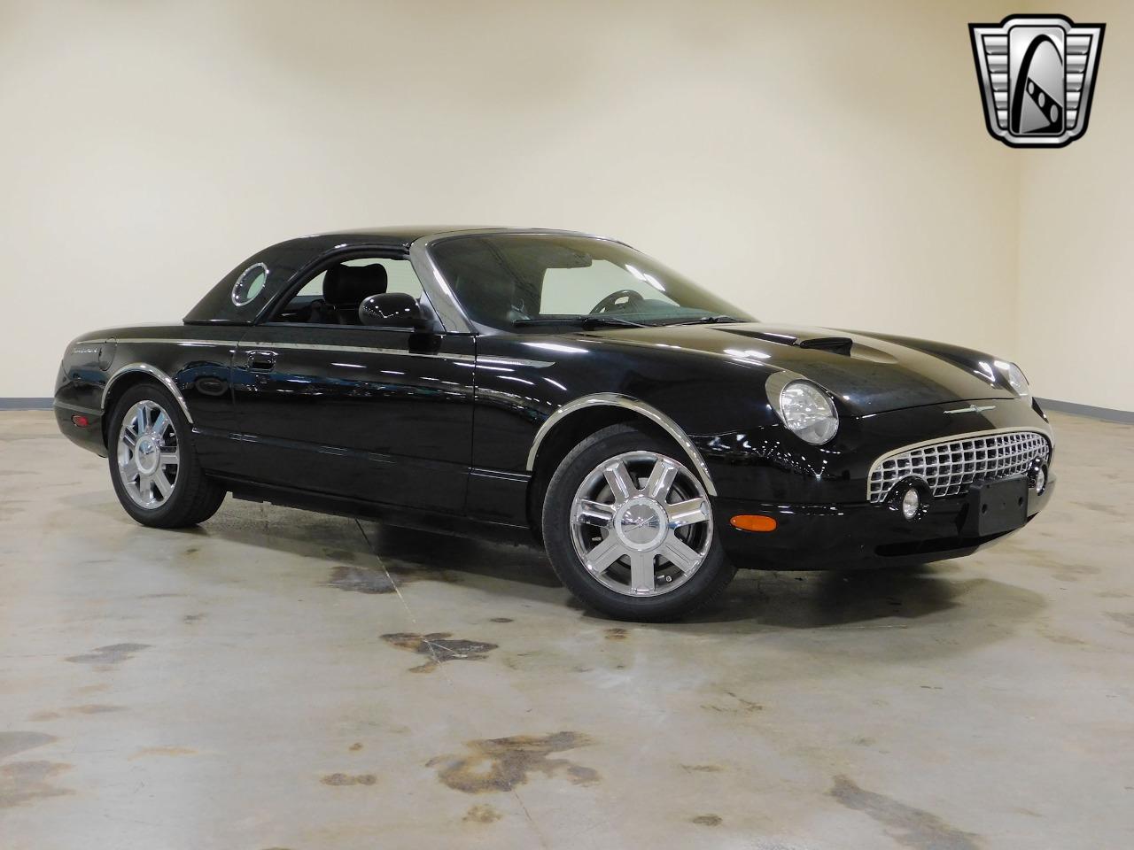 2005 Ford Thunderbird