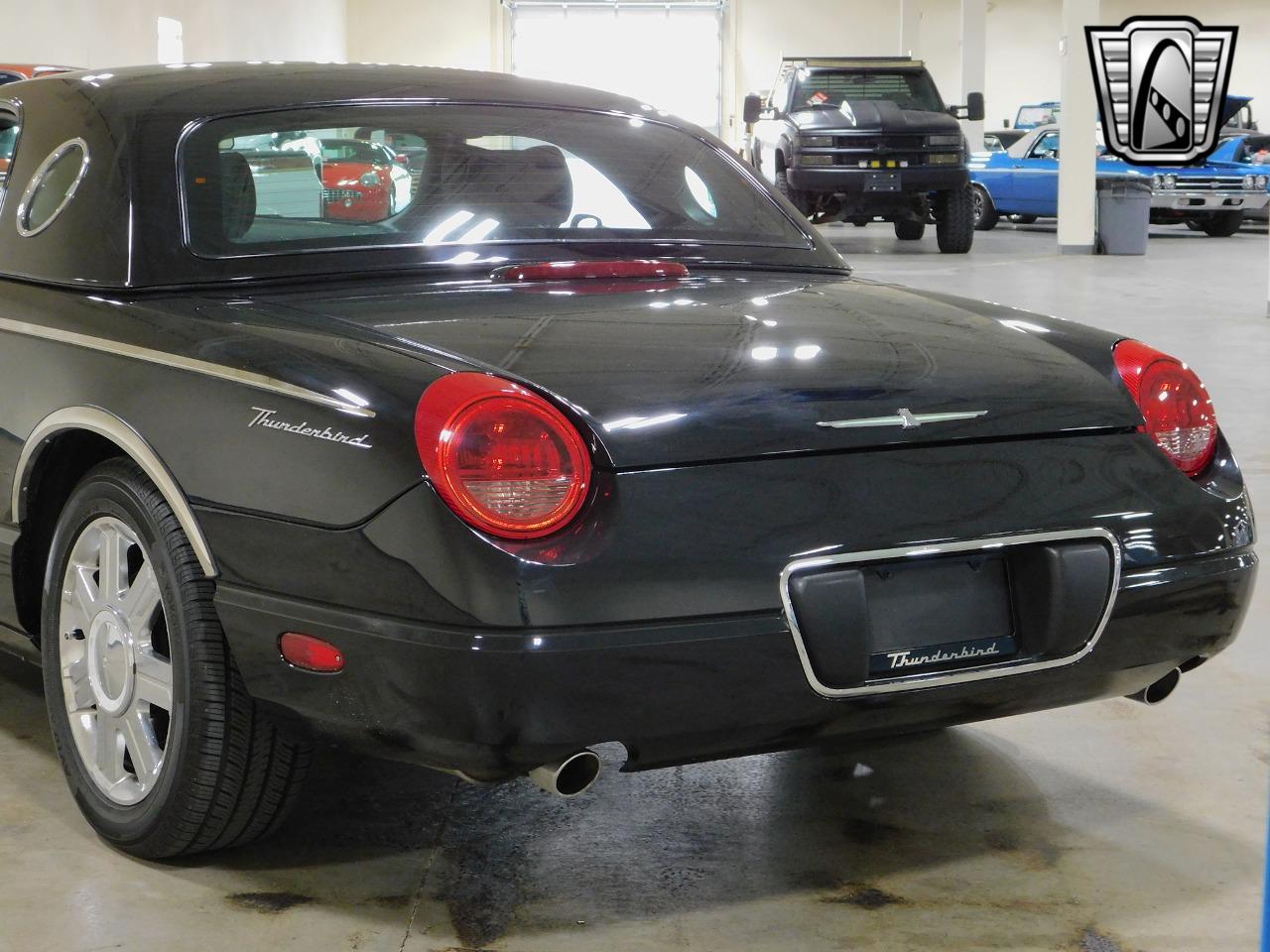 2005 Ford Thunderbird