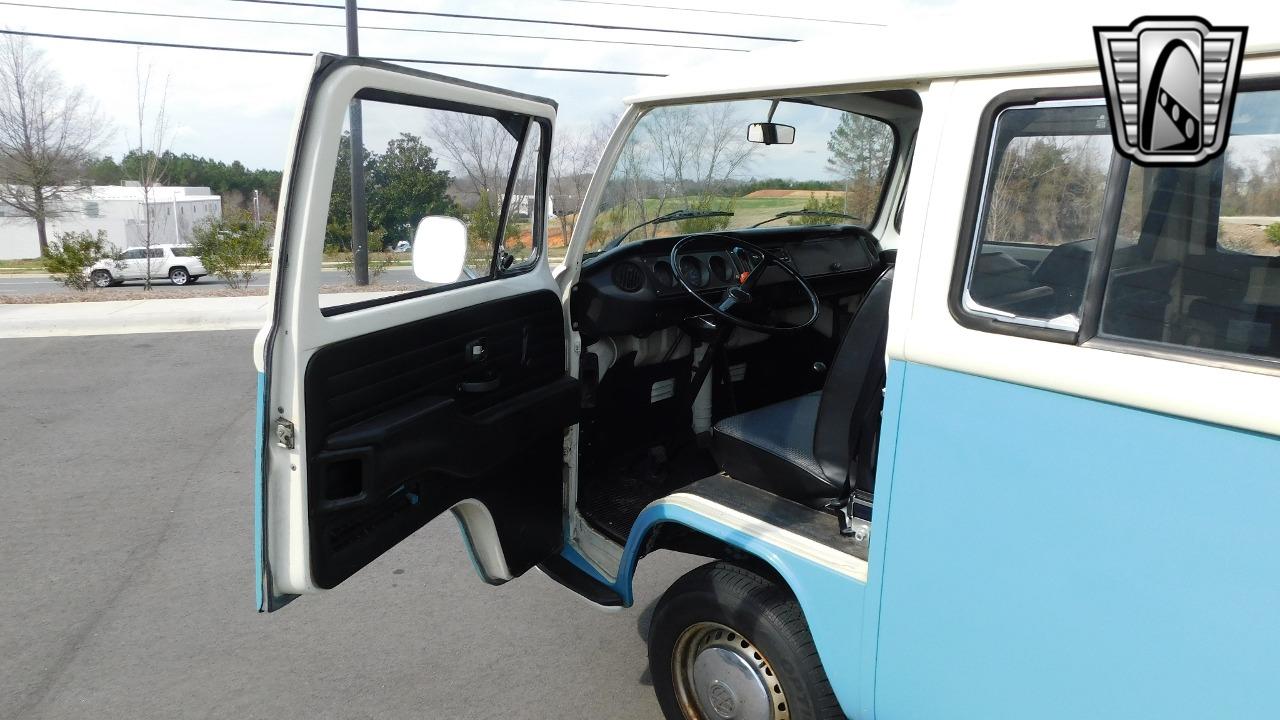 1972 Volkswagen Bus