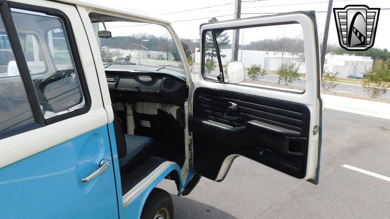 1972 Volkswagen Bus