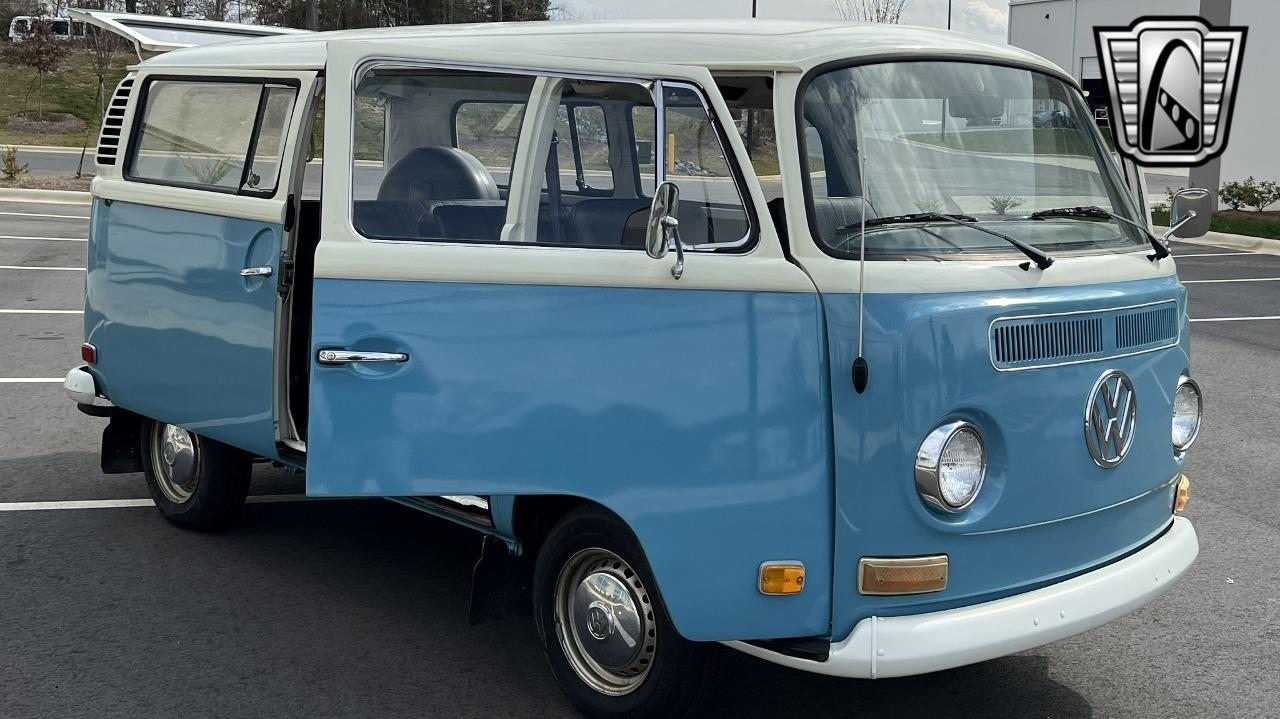 1972 Volkswagen Bus