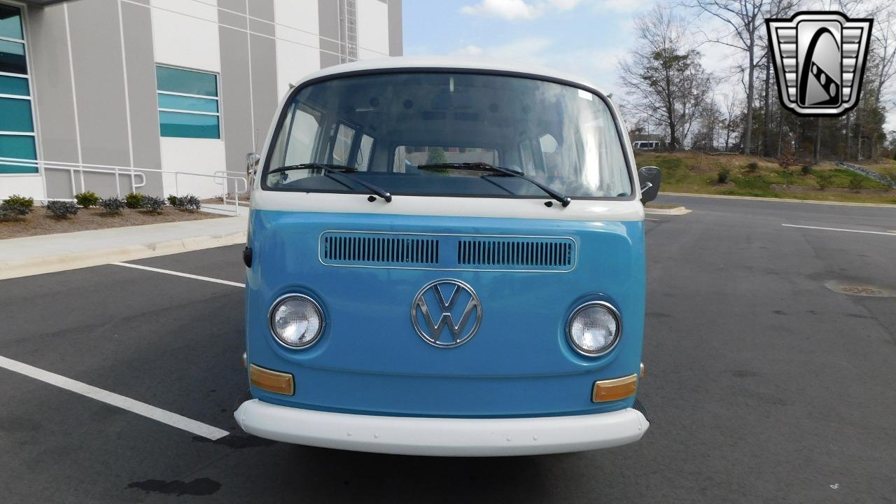 1972 Volkswagen Bus