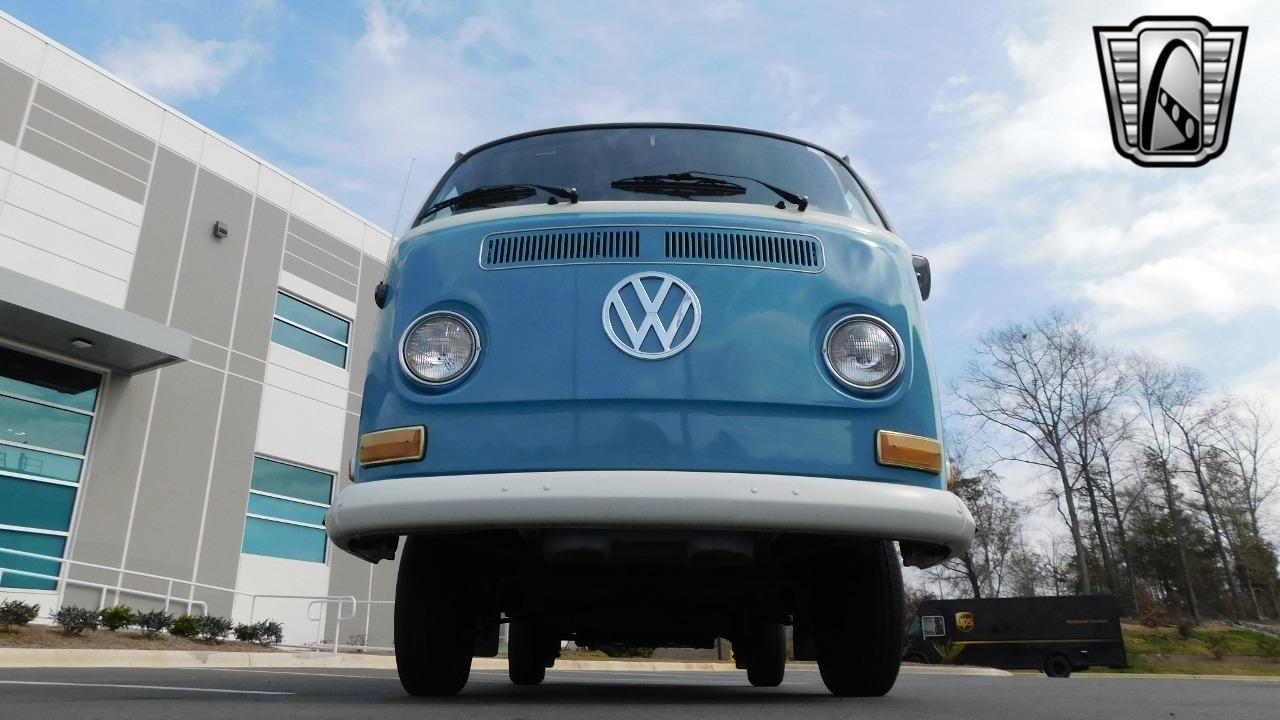 1972 Volkswagen Bus