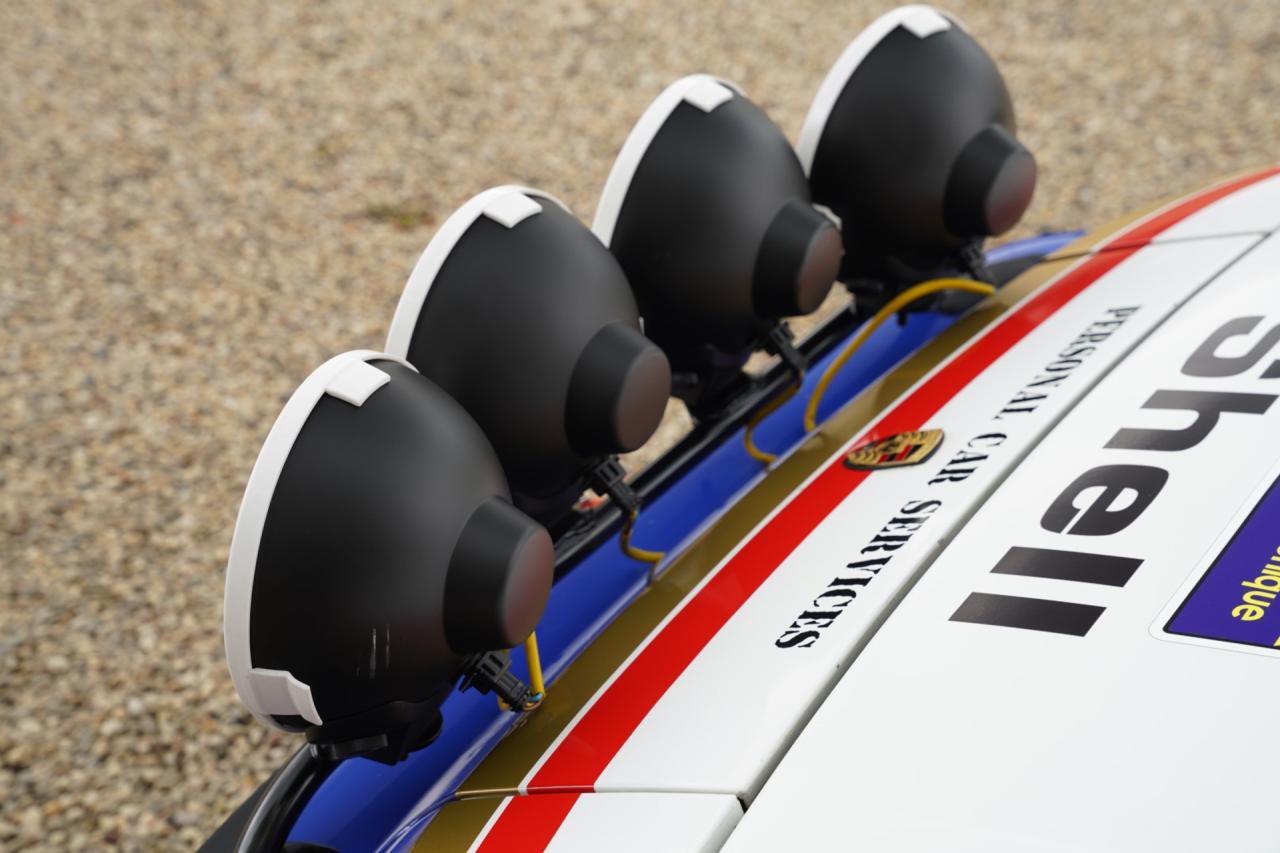 1986 Porsche 944 &ldquo;Rothmans-Dakar&rdquo;