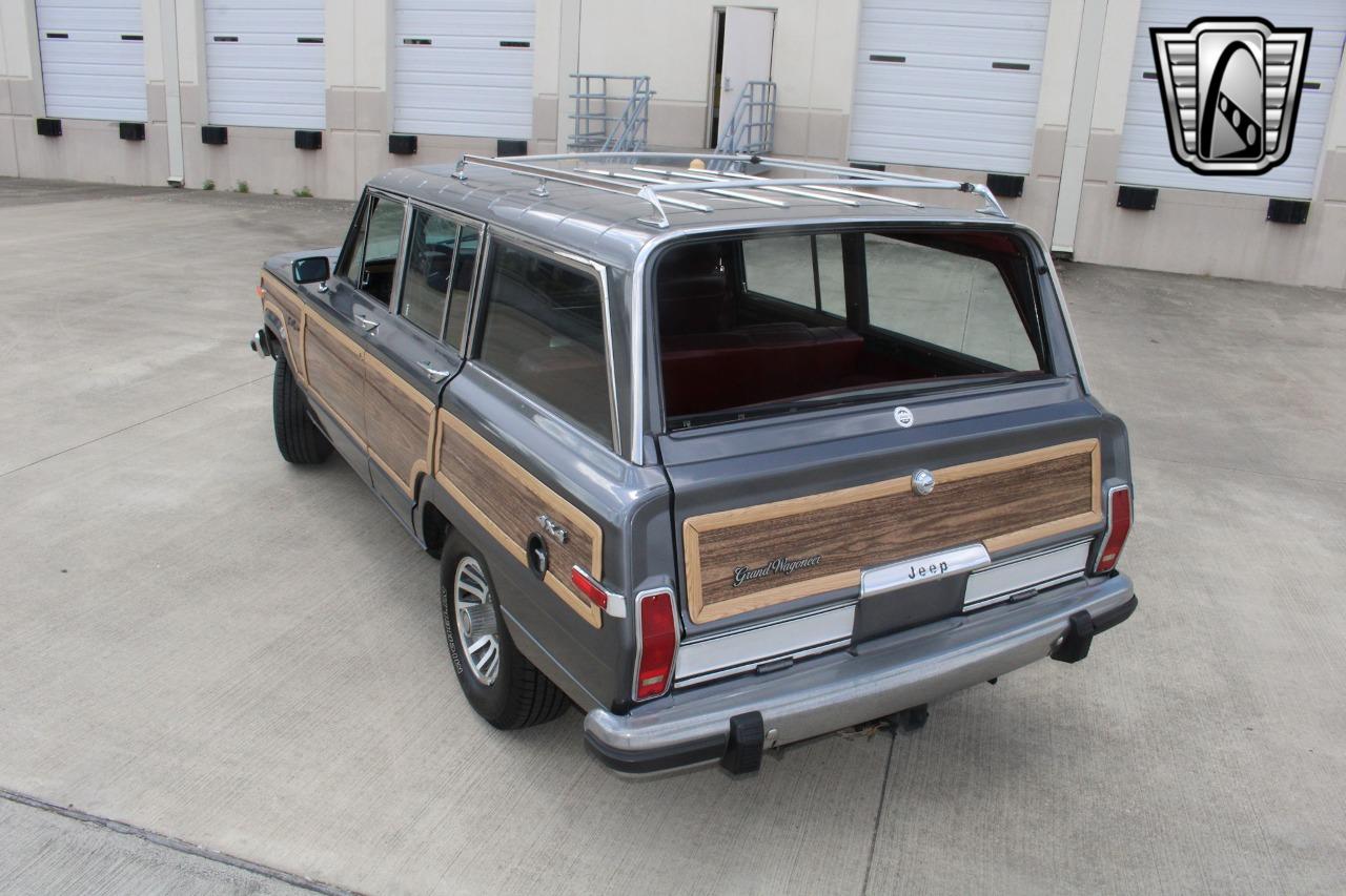 1989 Jeep Grand Wagoneer