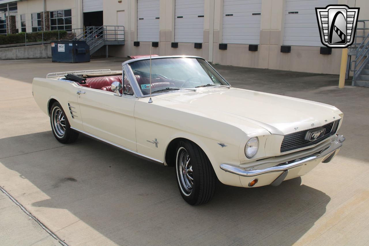 1966 Ford Mustang