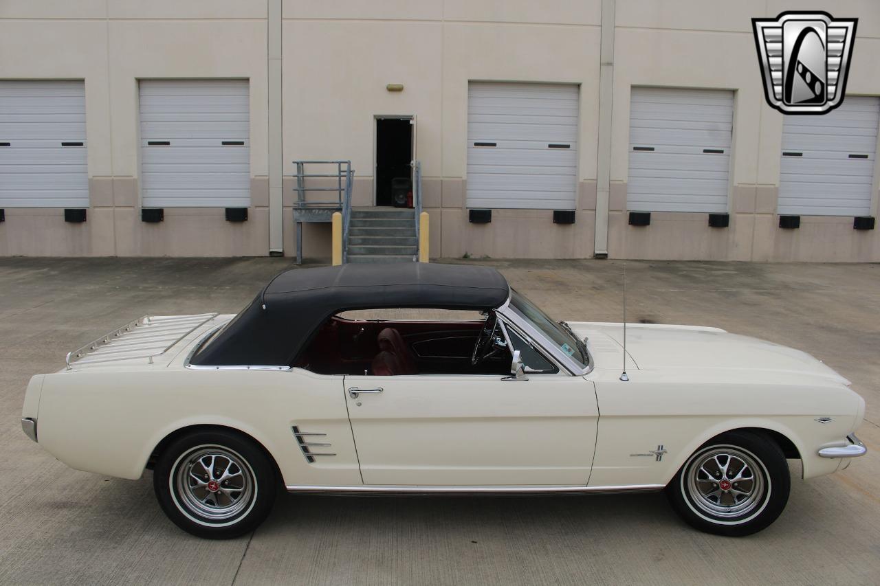 1966 Ford Mustang