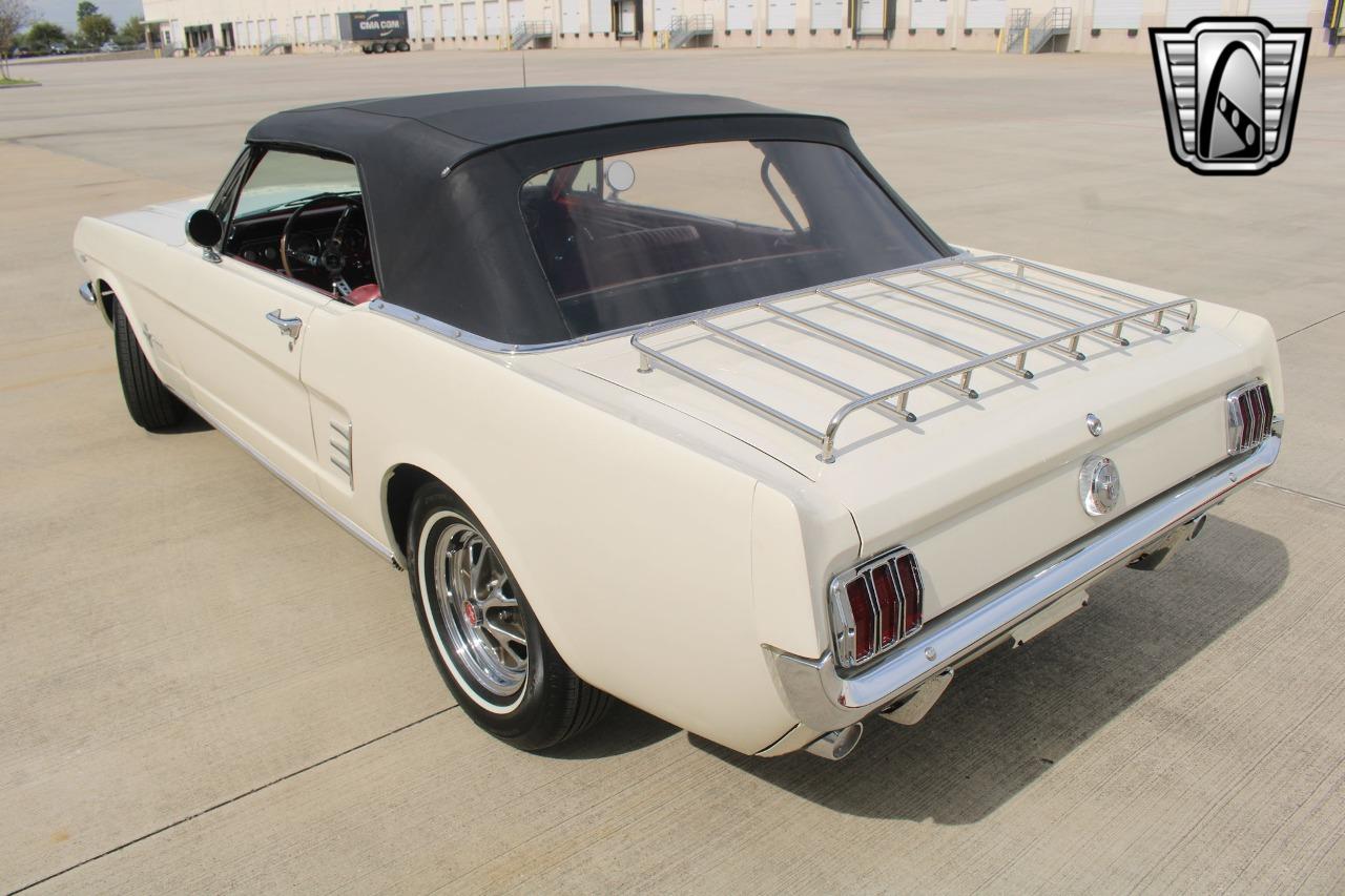 1966 Ford Mustang