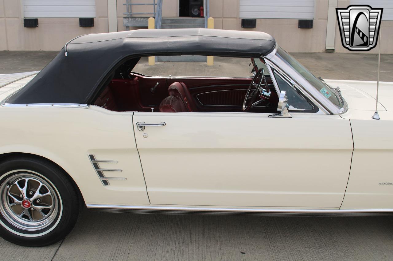 1966 Ford Mustang