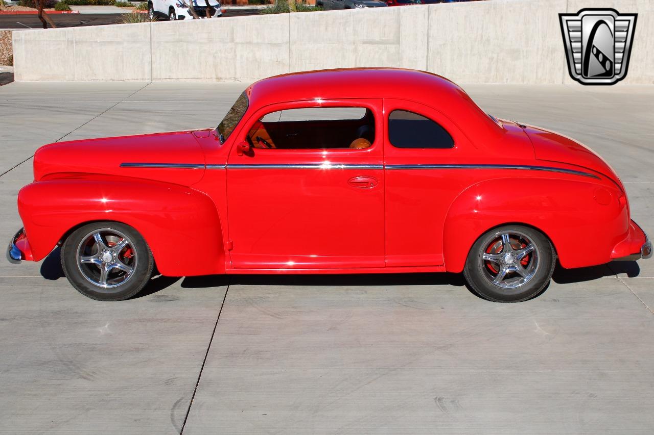 1948 Ford Deluxe