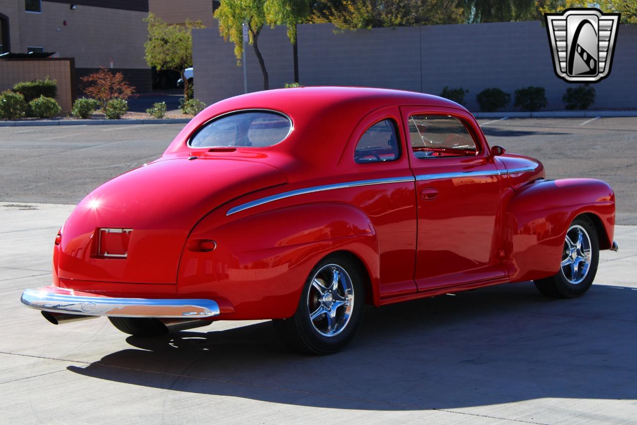 1948 Ford Deluxe