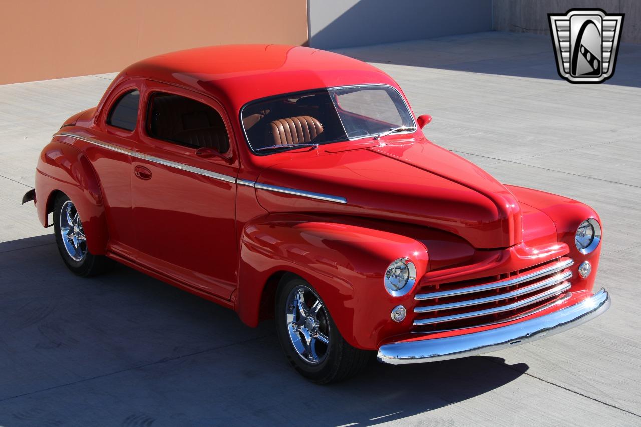 1948 Ford Deluxe