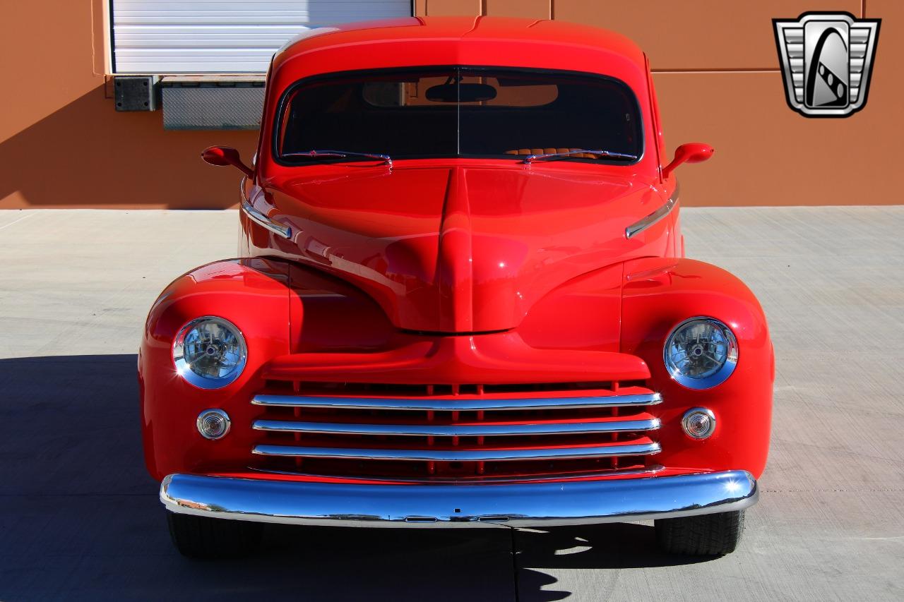 1948 Ford Deluxe