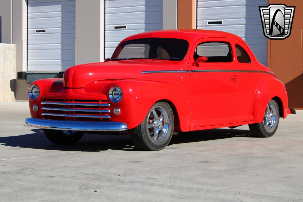 1948 Ford Deluxe