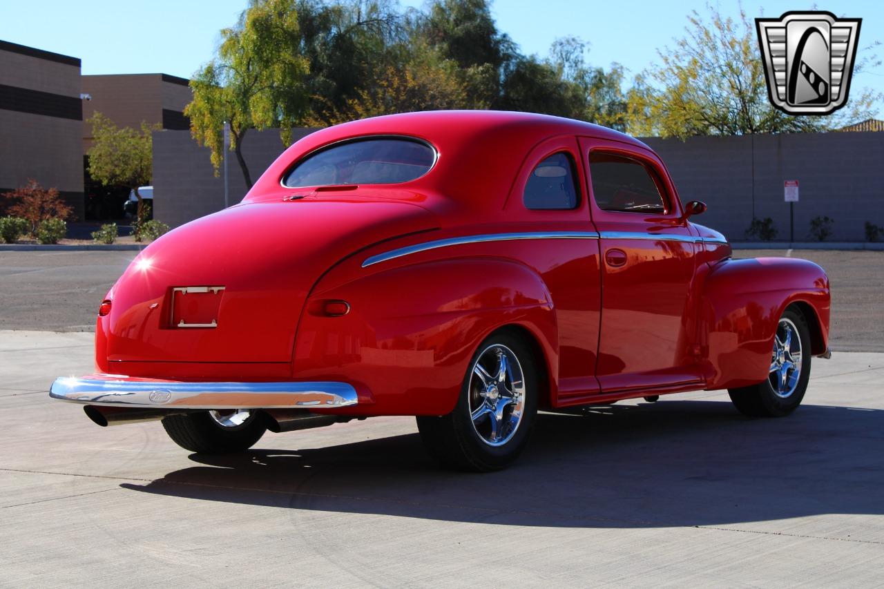 1948 Ford Deluxe